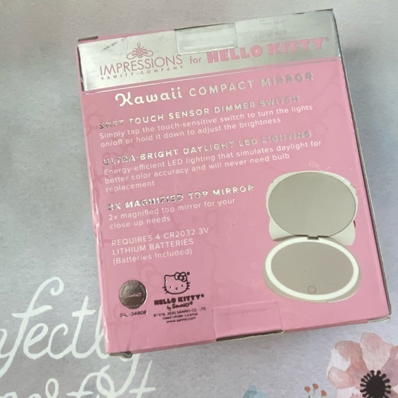 Impressions Hello Kitty kawaii compact mirror - Picture 2 of 6